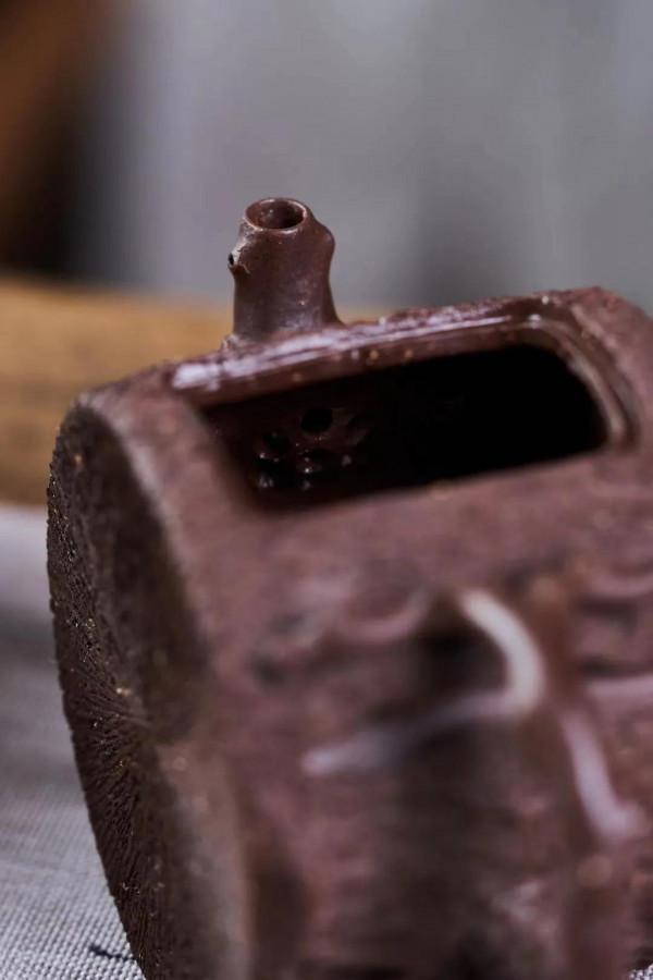 研高重器推薦《樹輪》吳震 原礦老紫泥，290cc