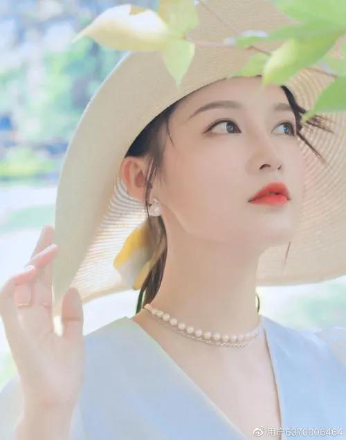 愛江山更愛美人——明星李沁美圖集二 愛江山更愛美人——明星李沁美圖集二