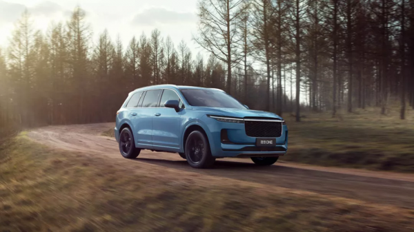 老師兒，買新能源車不？可中的那種