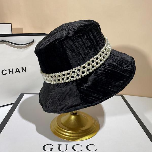 冬季帽子來了,喜歡穿帽子的姐妹們集合,肯定有你們的最愛 冬季帽子來了,喜歡穿帽子的姐妹們集合,肯定有你們的最愛