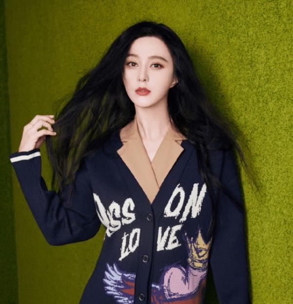 范冰冰40歲生日會太慘淡!明星好友全缺席,她穿裸色長裙美得自信 范冰冰40歲生日會太慘淡!明星好友全缺席,她穿裸色長裙美得自信