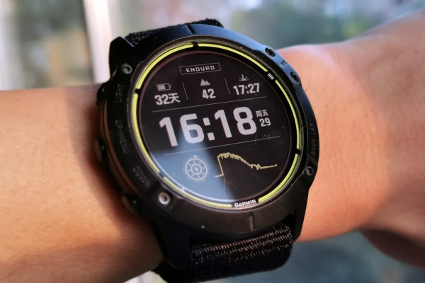 Garmin Enduro手錶:超長續航,通勤+運動至少1個月都不需充電 Garmin Enduro手錶:超長續航,通勤+運動至少1個月都不需充電