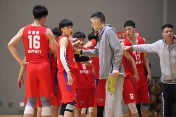 遼寧男籃U19不敵浙江，遭遇兩連敗 基本無緣四強，餘嘉豪31+12