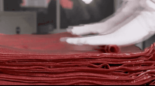 山楂卷是怎麼搓的卷，而山楂片又是怎麼切的小圓片？