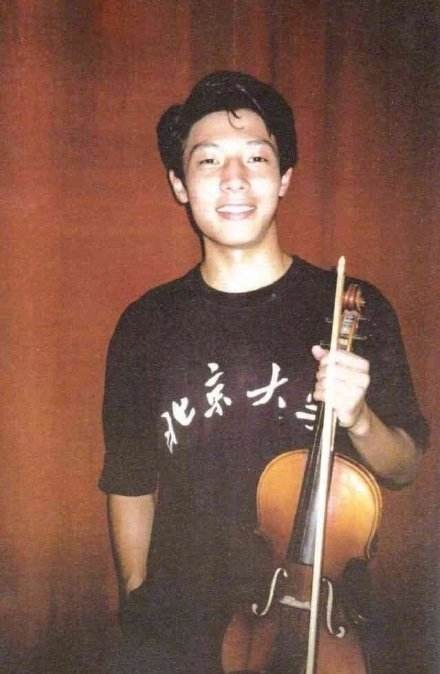 撒貝南：風光背後有淚水，母親去世後追悔莫及，加倍對父親妻兒好