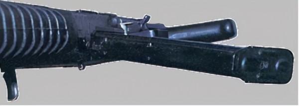 顛覆毛熊傳統的自動步槍，內部零件極其複雜，原型槍就有20多種