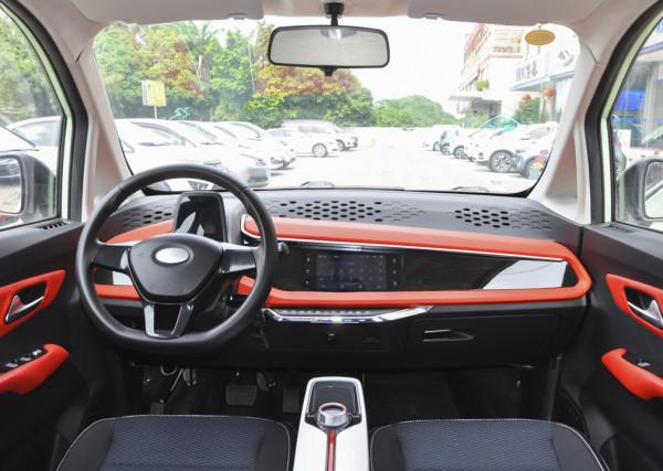 國產新款代步小車，朋克多多正式上市，五門四座，2.68萬起