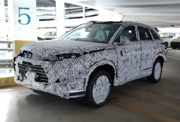 高度還原概念車，比亞迪全新混動SUV或命名巡洋艦05