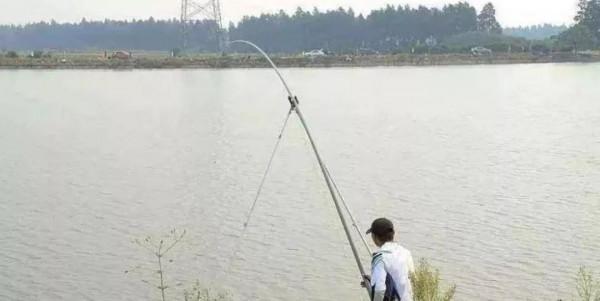 告訴你野釣的三句話真相,只有多替魚兒著想,魚兒才容易咬鉤 告訴你野釣的三句話真相,只有多替魚兒著想,魚兒才容易咬鉤