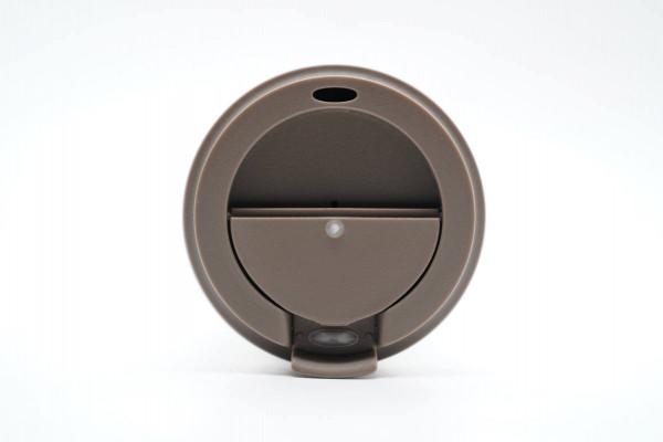 用手機充電器就能供電，探尋家USB智慧電熱水杯體驗