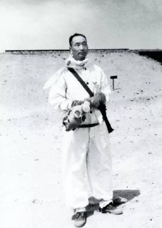 運載火箭發射前，油箱發現陰影，結果檢查出一根鞋帶，張愛萍大怒