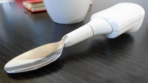 雞頭的超強防抖能力，到底有多逆天？人類科技有它穩嗎？