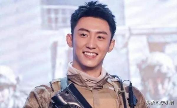 央視晚會對20位明星的重複邀請，暴露娛樂圈對藝人的3個隱藏要求