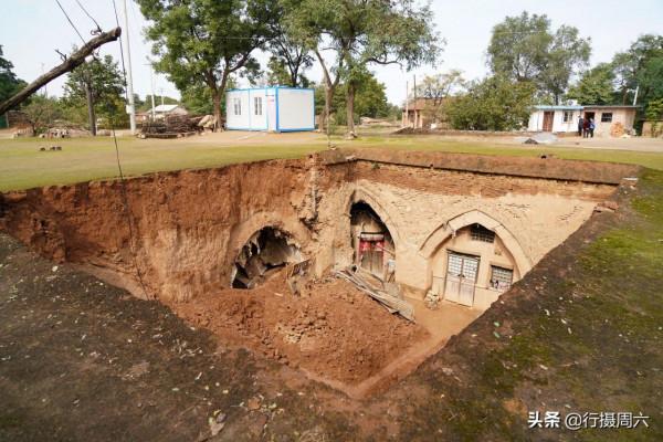 實拍河南農村地坑院,大雨過後四處有陷阱,看人們生活成啥樣 實拍河南農村地坑院,大雨過後四處有陷阱,看人們生活成啥樣