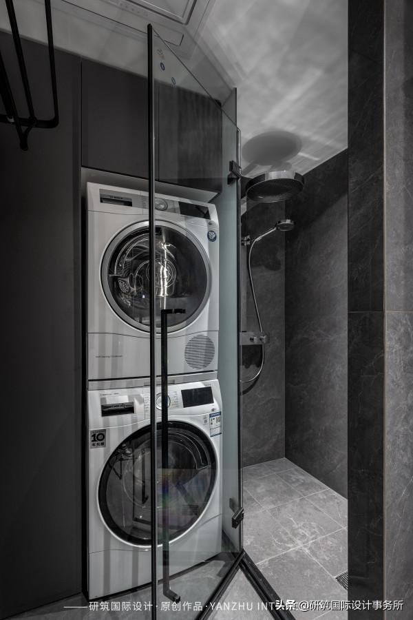 110㎡零死角，這對丁克夫妻的現代簡約宅，到處是超強儲物空間