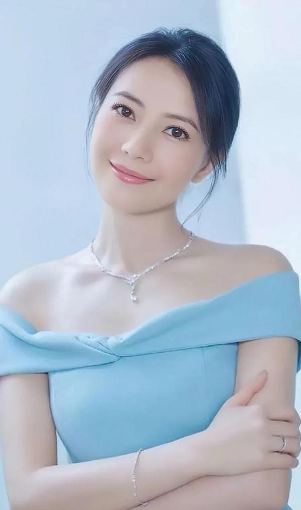 高圓圓 女神明星高畫質美圖桌布