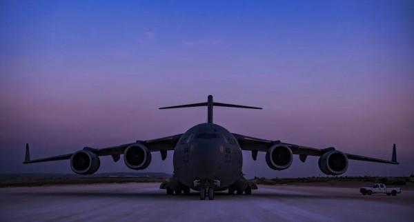 C-17“環球霸王”III運輸機圖集（200圖）