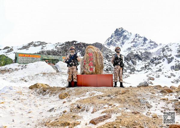 嚴寒中的堅守！海拔4676米的標沙拉錯哨點，官兵將“年味”帶上高原
