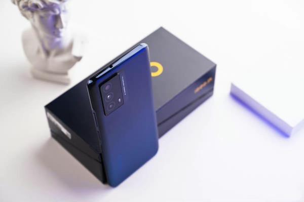 1500元左右，三款綜合性能強悍的手機配置解讀