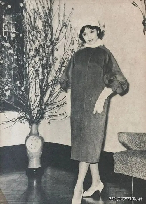 有一種美貌，叫堪比赫本的“夏夢”，晚年穿衣優雅從容也是時髦人