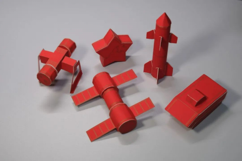 中秋節北理工為學生送上“變形金剛”月餅 中秋節北理工為學生送上“變形金剛”月餅