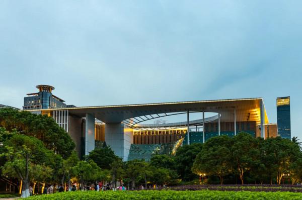 既有悠悠歷史，又有俗世煙火，來南京看看吧