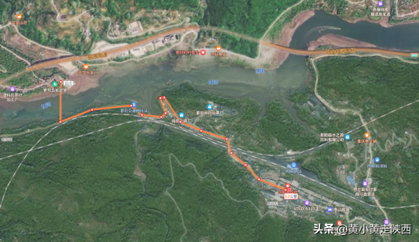 陝南太不容易了！一個山窩窩裡的小鎮，沒想到是縣城副中心，失敬