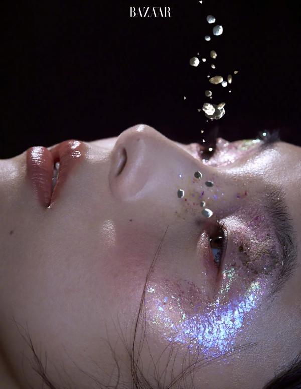 鞏俐第一次上《VOGUE》造型就翻車了？網友：我覺得很酷