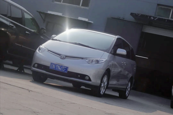 「情懷玩車」翻新一輛2008年的&OpenCurlyDoubleQuote;豐田子彈頭&rdquo;，經典老車再復活