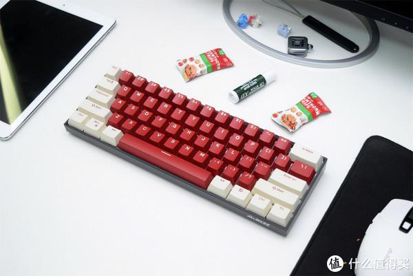 主打200元價位的小機械，黑爵K610T三模鍵盤分享