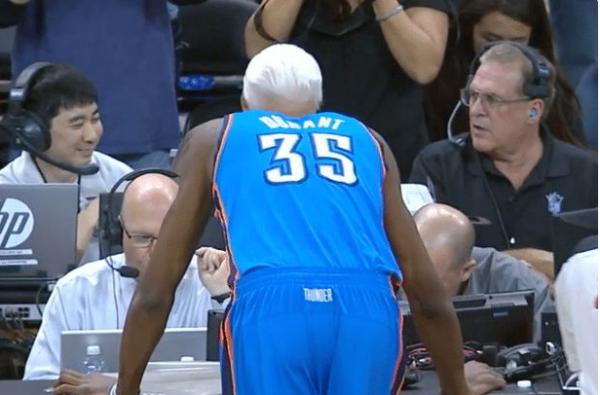 NBA這些不可思議的照片 全都是真實存在，很多人以為是P圖