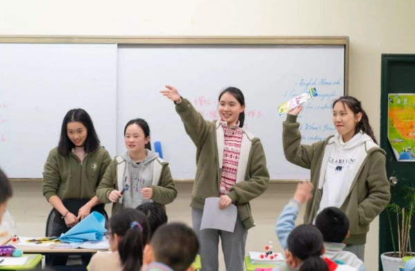 大學也有“潛規則”，輔導員不會明說，等到畢業才後知後覺就​晚了​