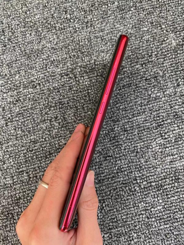 紅米宣佈獨立後的第一款旗艦機，為何這麼受使用者喜歡？