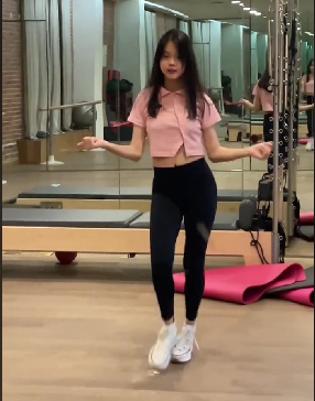 女大十八變！這些基因優秀的星二代，不靠整容照樣越長越好看