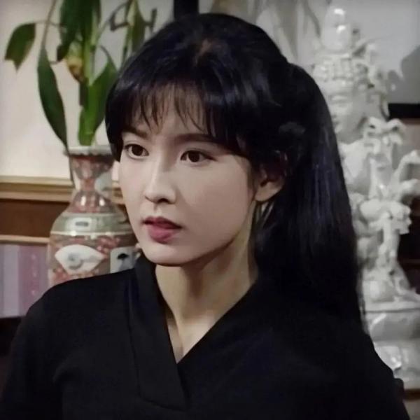 香港影壇六大絕色美人盤點：張敏風韻猶存，關之琳獨享豪宅