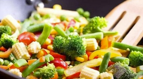 晚餐吃素有助身體健康?專家:能將心臟病風險降低10% 晚餐吃素有助身體健康?專家:能將心臟病風險降低10%