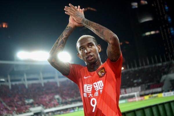 差距!塔利斯卡離開中超後出言詆譭,保利尼奧卻一直是中超代言人 差距!塔利斯卡離開中超後出言詆譭,保利尼奧卻一直是中超代言人