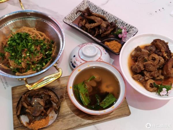 旅行就要邊走邊吃：舌尖上的昆明，盤點我在昆明吃到的各種美食