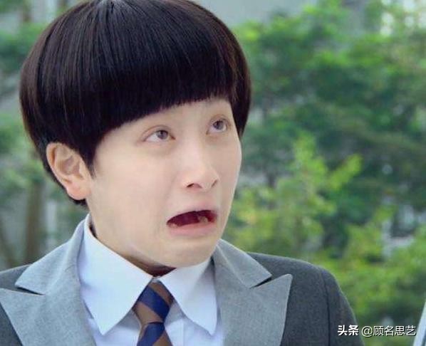 這部翻拍偶像劇誰記得，女主把傻白甜演成“白痴”，心疼帥氣男主