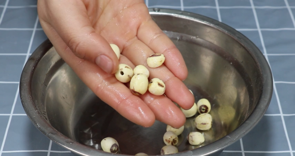 明星同款的瘦身湯，7天大肚腩消失，難怪明星身材好，越喝越瘦