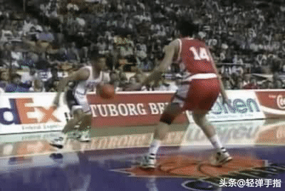 人物｜94黃金一代中鋒，中途退役去機場工作，效力10支球隊創紀錄