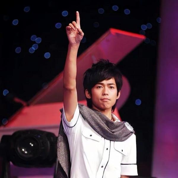 阿穆隆入獄，甦醒被雪藏，王錚亮當老師，07年快男艱難的音樂之路