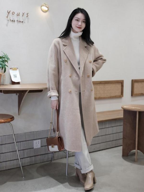 真正優雅的中年女人都愛“長大衣”,學時尚博主這樣搭,美得高階 真正優雅的中年女人都愛“長大衣”,學時尚博主這樣搭,美得高階