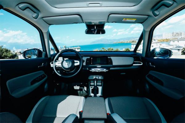 什麼是精品A0級小型車？東風本田來福醬有標準答案