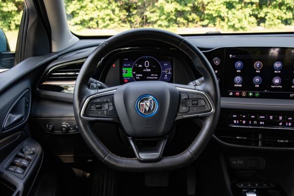 沉穩的“小快靈” 試駕體驗別克微藍7