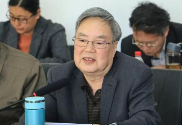 高中有72篇古文要背誦,教材主編溫儒敏被怒批,究竟有何意義? 高中有72篇古文要背誦,教材主編溫儒敏被怒批,究竟有何意義?