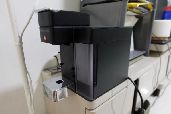 這8個小家電毀了我的生活!每一次下廚房都像是炸廚房…… 這8個小家電毀了我的生活!每一次下廚房都像是炸廚房……