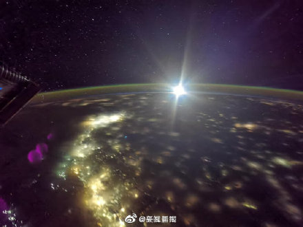 從太空中看月亮是什麼樣子? 從太空中看月亮是什麼樣子?