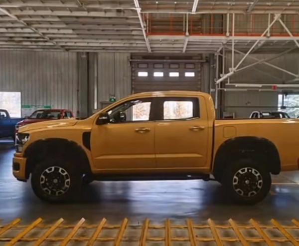 首款國產全尺寸皮卡,中興威獅1949下線,外觀很霸氣,配柴油2.3T 首款國產全尺寸皮卡,中興威獅1949下線,外觀很霸氣,配柴油2.3T