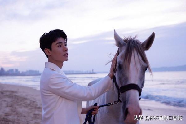 9位軋戲明星!娜扎、袁冰妍被罵,趙麗穎同時3部,楊冪最狂軋5部 9位軋戲明星!娜扎、袁冰妍被罵,趙麗穎同時3部,楊冪最狂軋5部